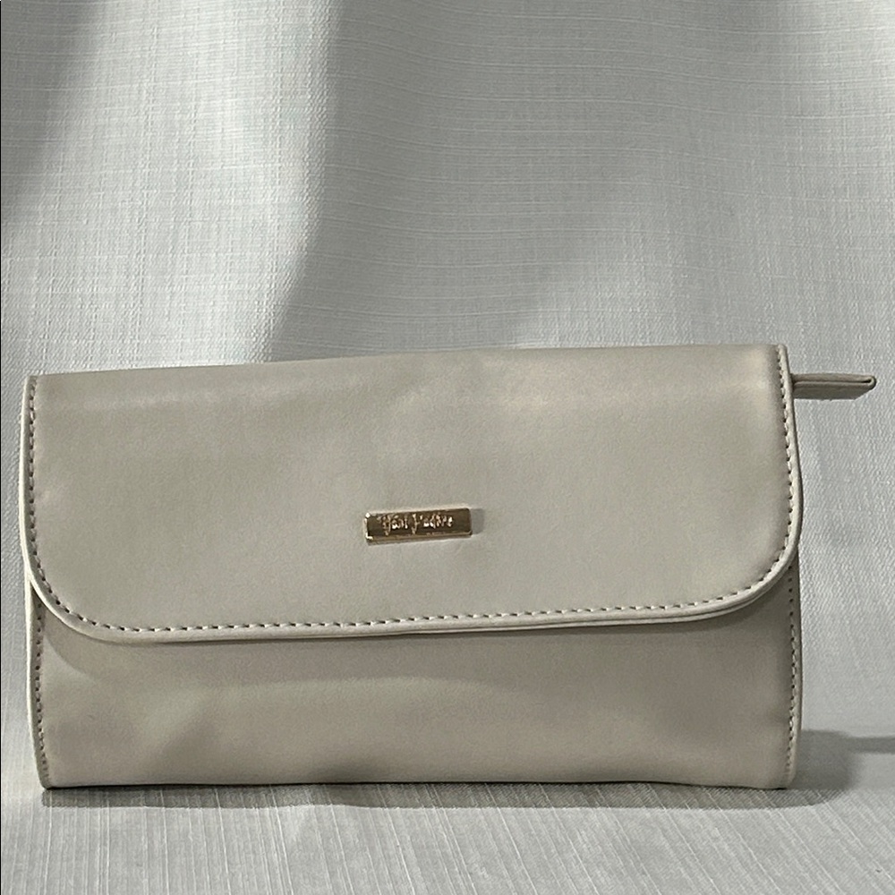 Yani J’adore Cream Clutch with Gold Accent